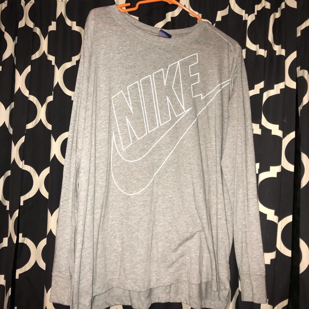 Nike long sleeve shirt